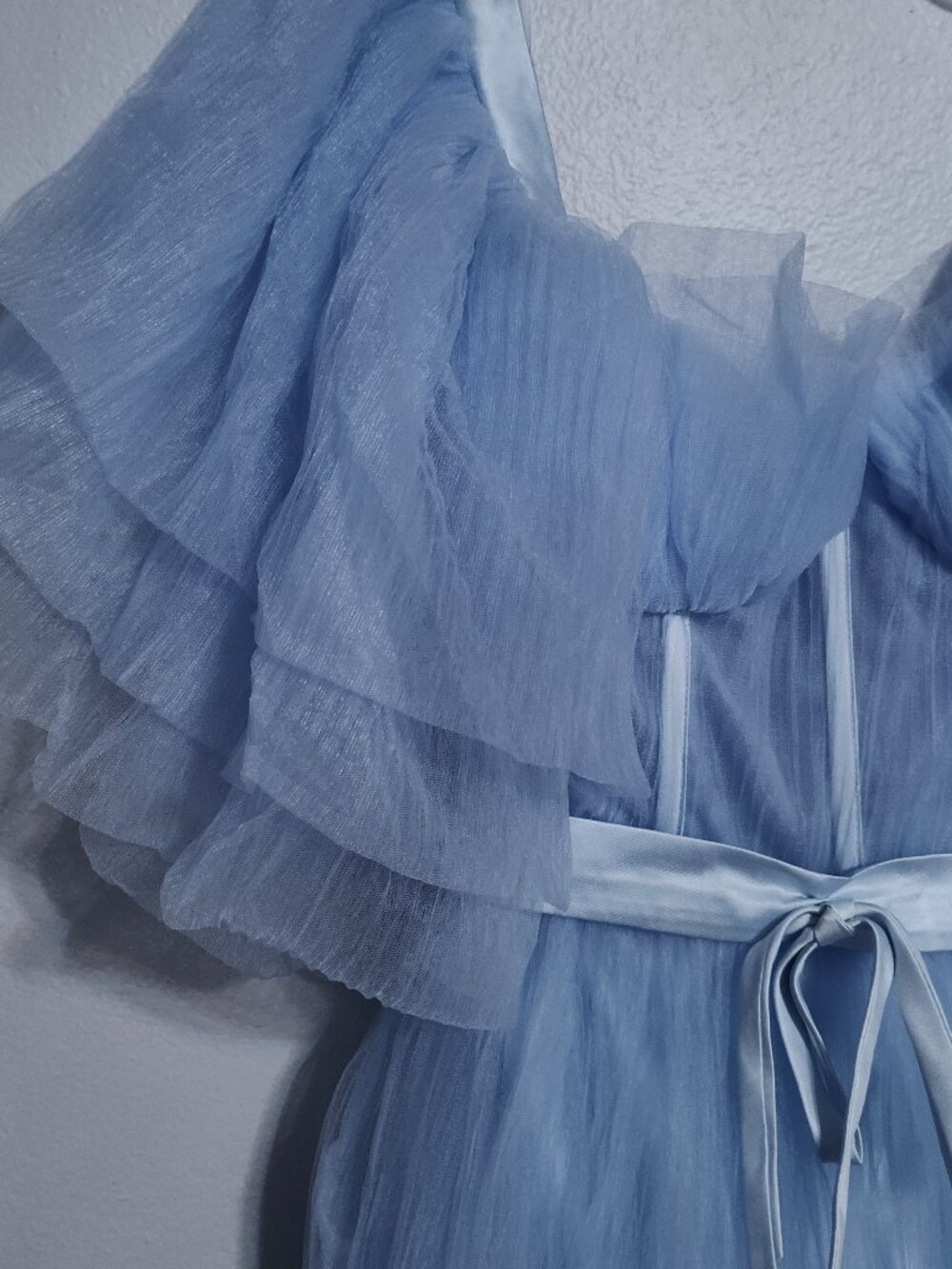 Ethereal Light Blue Tulle Gown Size S. - Picture 10 of 13